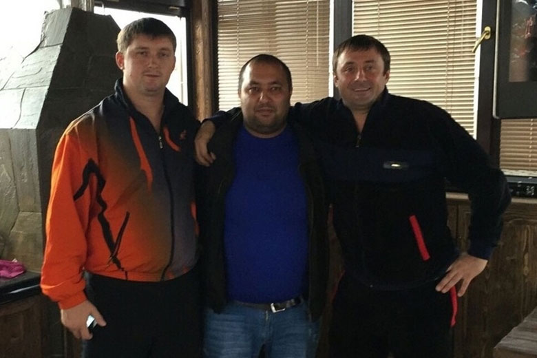 Цезарь, Толик Ногинский, Циркач 