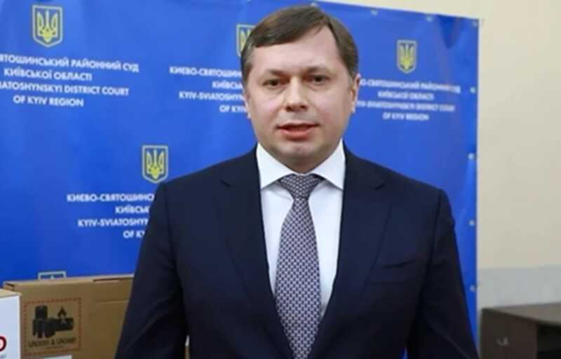 «Elite real estate for pennies»: how Yaroslav Holovachov’s family uses figureheads to hide assets
