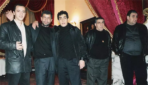 В центре: вор в законе Андраник Согоян (Зап Ленинаканский), 17.12.2003, Сочи uridruitqitqkmp