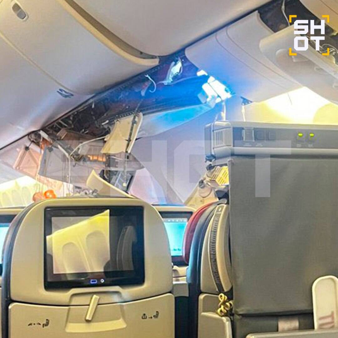 В аэропорту Антальи самолёт Turkish Airlines столкнулся с мачтой радара: есть пострадавшие